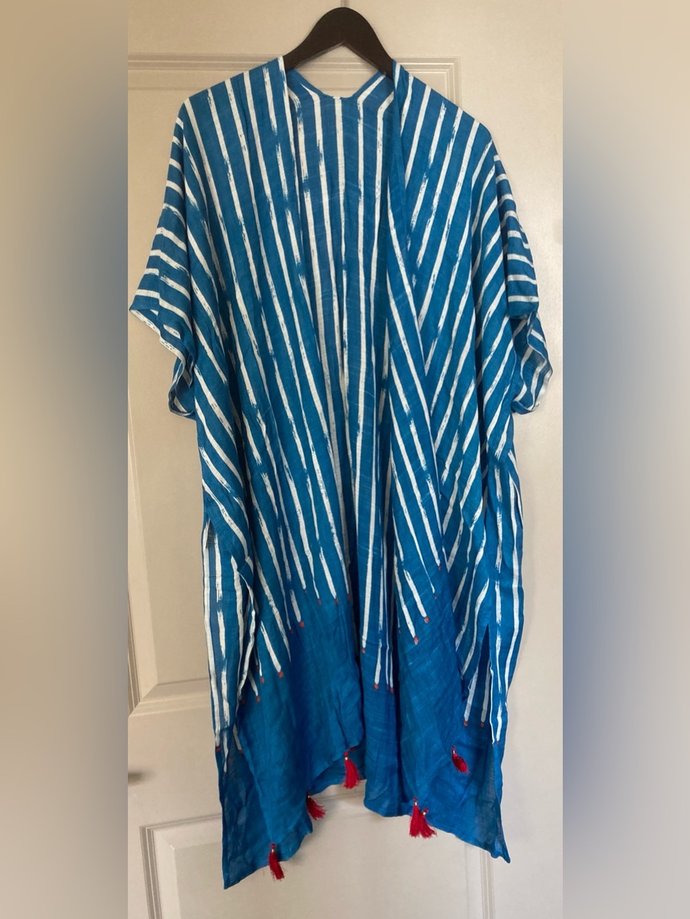 NWT Seaside Tasseled Topper Coverup